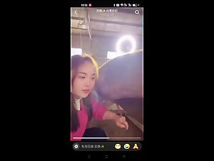 A slut sucks the zerbaf of the bestiary on zootubex