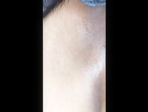 Amateur woman lets herself be fucked by a dog and cums several times