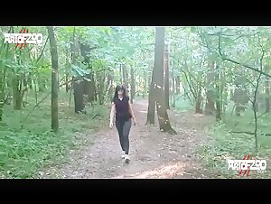 ArtofZoo - Duna and her canine companion