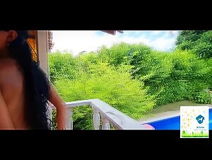 BestialityTube: Xiomara fucks with her dog