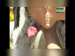 Milena in bestial fusion: sucks and fuck without restraint