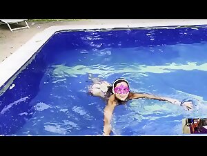 Muvisex canine: Mia takes the dog into account in an intense erotic session with a sucking whore