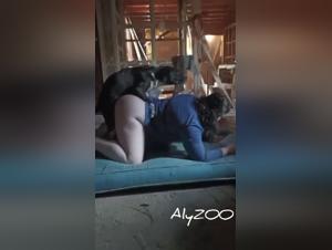 Prohibited fuck: the wife and her animal