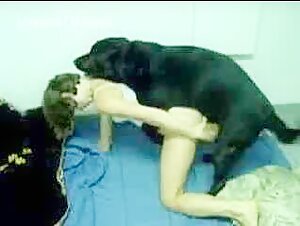 Teenage woman feeds her pussy to her dog